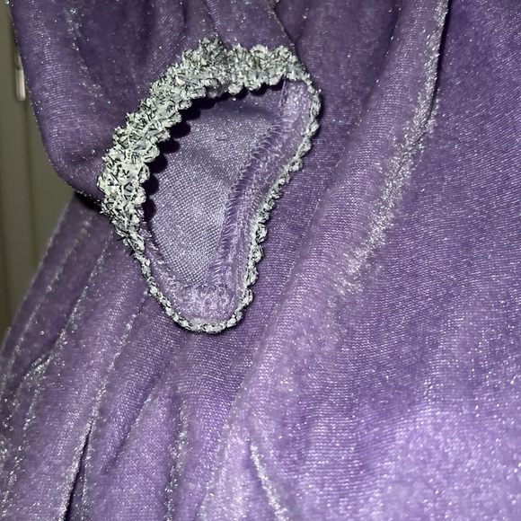 Girls Purple Velour Princess dress size small (7-8) NWOT. - Picture 5 of 11